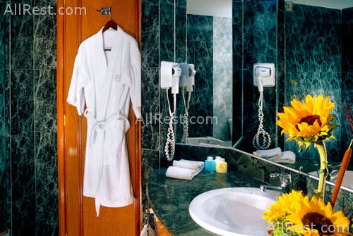 Sheraton Suites Santa Fe 6